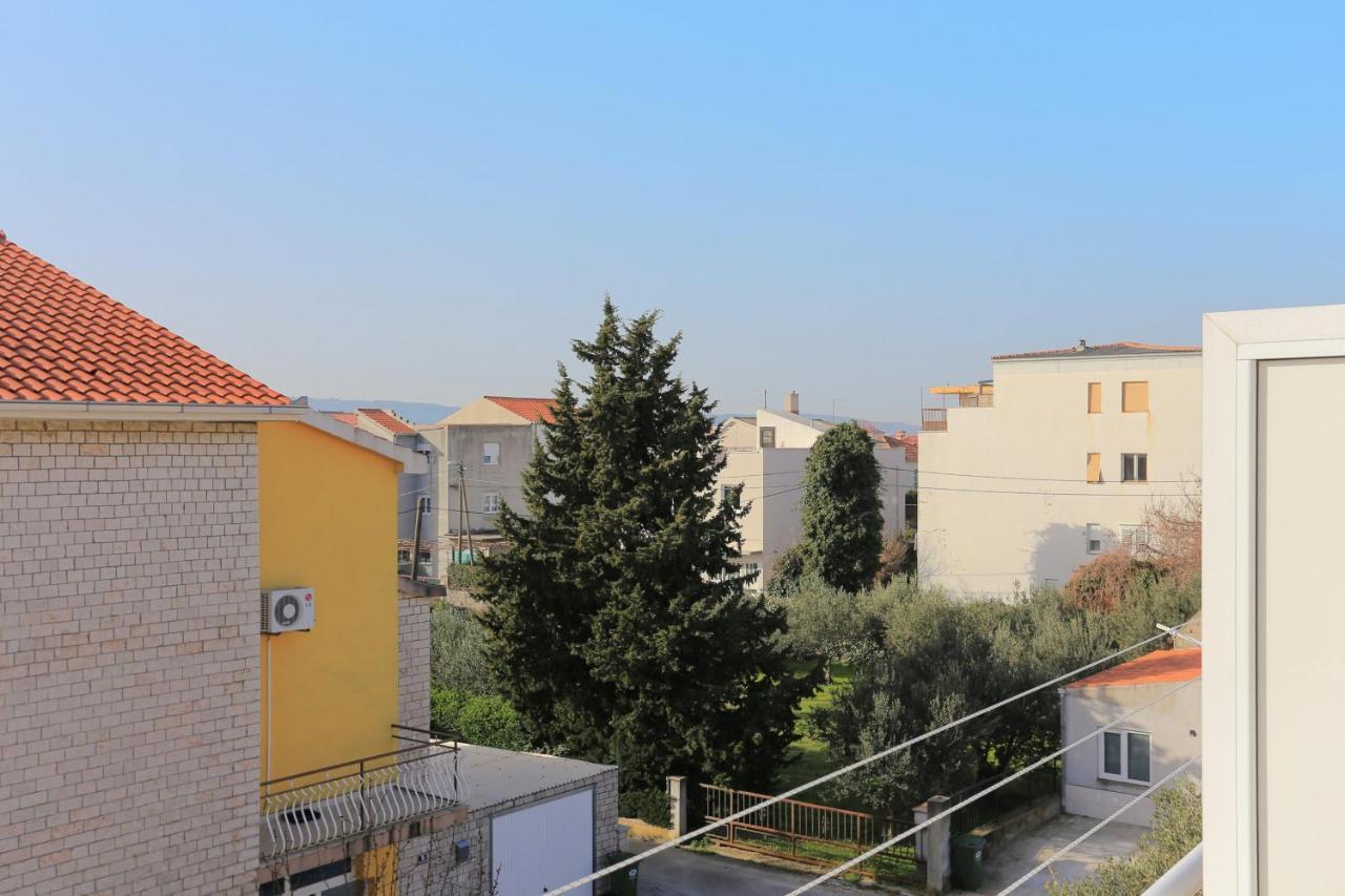Apartments And Rooms With Parking Space Kastel Stafilic, Kastela - 18673 エクステリア 写真